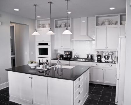 Why Summer Is the Perfect Time for a Kitchen Remodel